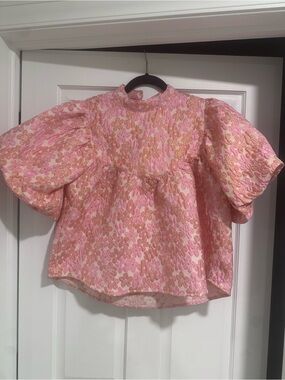THML Pink and Gold Floral Puff-Sleeve Blouse